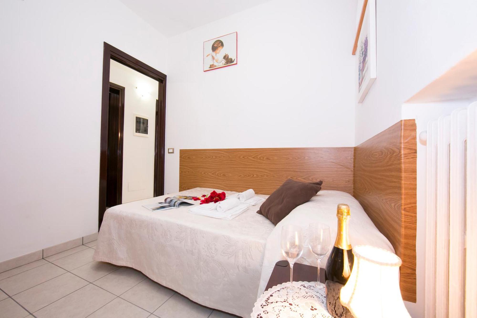Bella Lake View Colonno Exterior foto