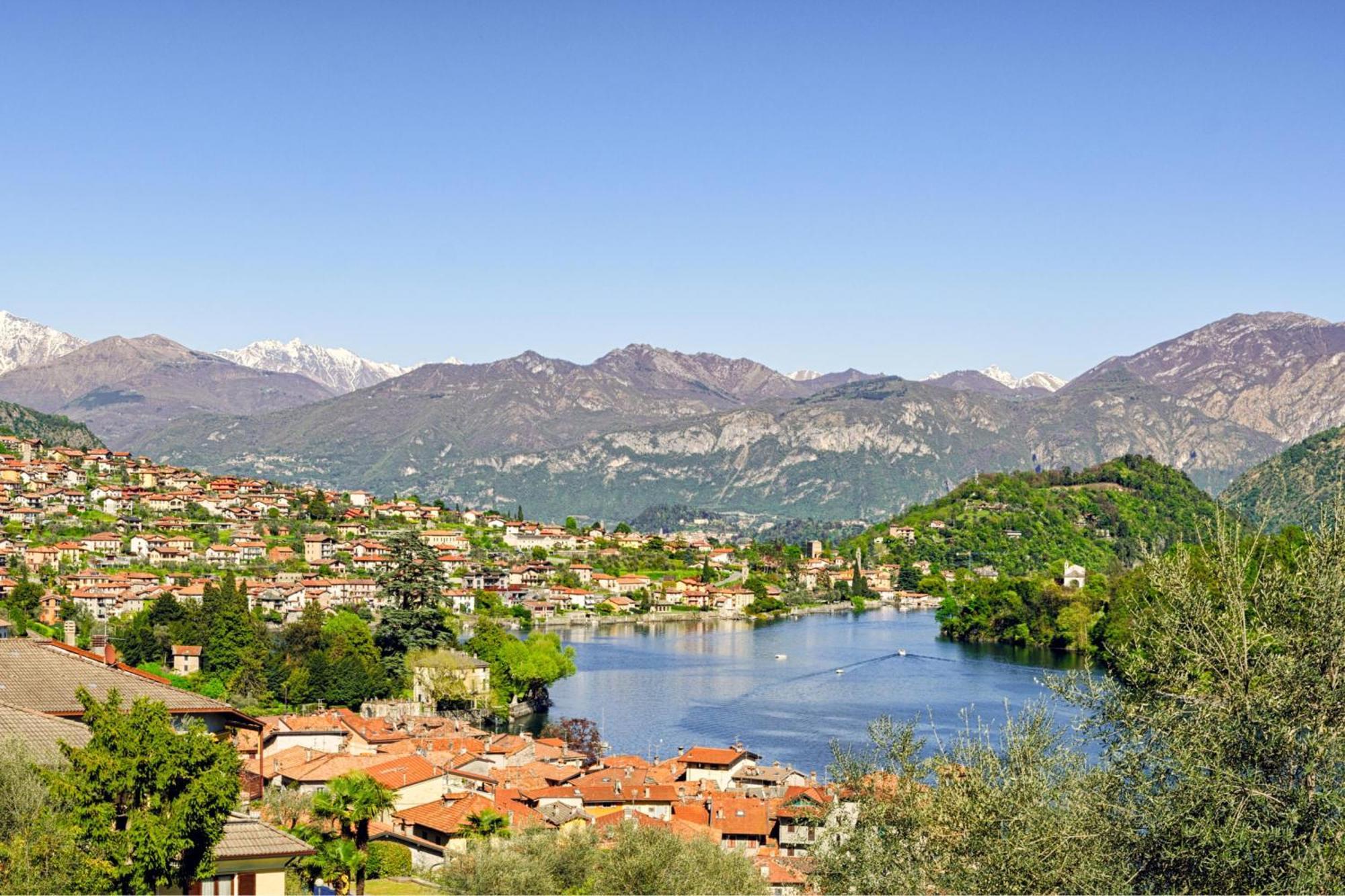 Bella Lake View Colonno Exterior foto